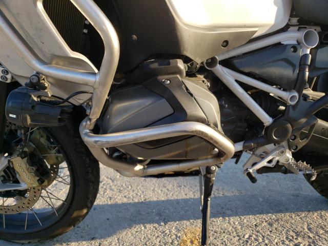 WB10M1302N6F06830 - 2022 BMW R 1250 GS ADVENTURE WHITE photo 7