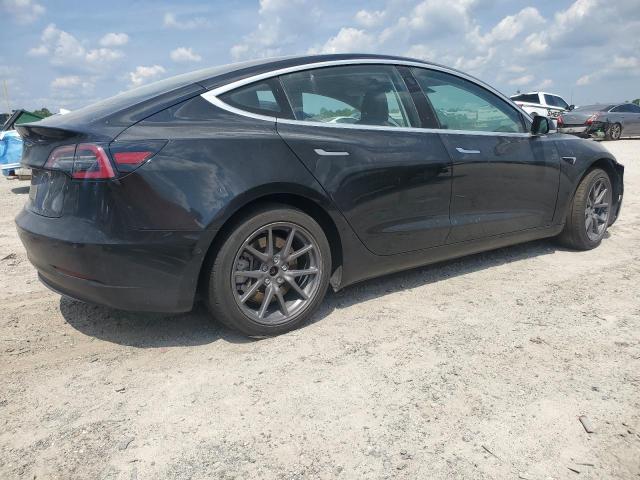 5YJ3E1EB3JF113636 - 2018 TESLA MODEL 3 შავი ფოტო 3