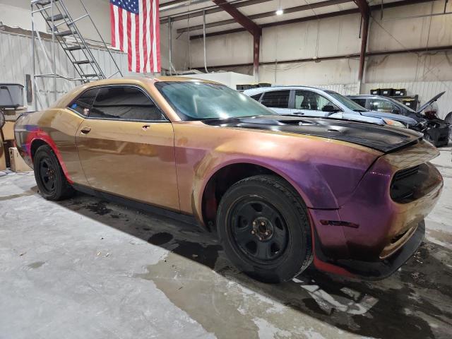 2C3CDZBT5GH299976 - 2016 DODGE CHALLENGER R/T RED photo 4