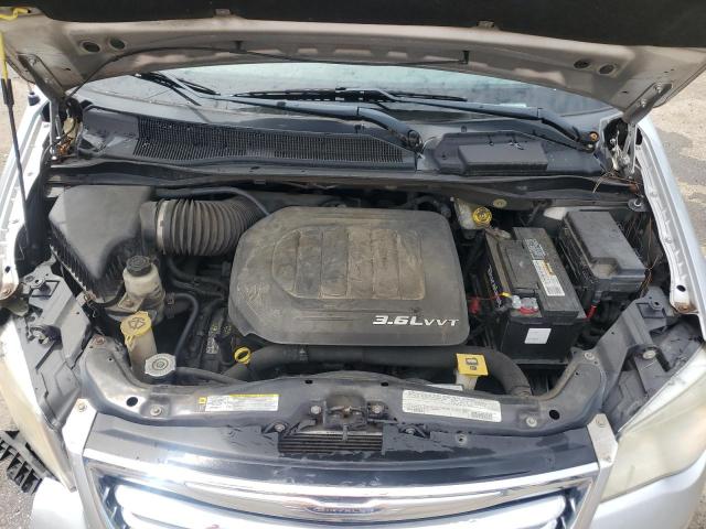 2C4RC1BG1CR123895 - 2012 CHRYSLER TOWN & COU TOURING SILVER photo 12