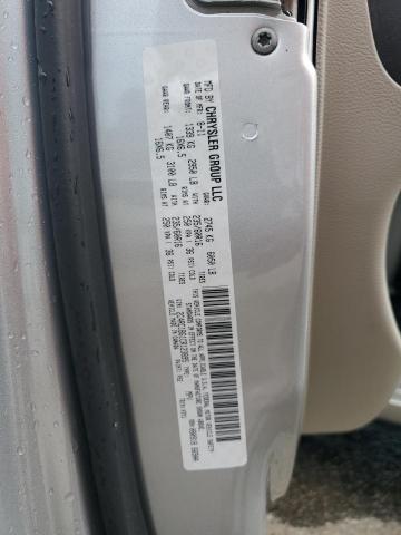 2C4RC1BG1CR123895 - 2012 CHRYSLER TOWN & COU TOURING SILVER photo 13