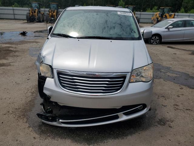 2C4RC1BG1CR123895 - 2012 CHRYSLER TOWN & COU TOURING SILVER photo 5