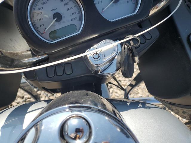 1HD1KHC20PB661387 - 2023 HARLEY-DAVIDSON FLTRX 银色 照片 8