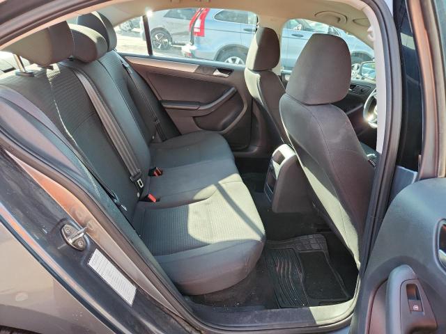 3VWD17AJ2FM267898 - 2015 VOLKSWAGEN JETTA SE CHARCOAL photo 10