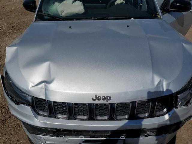 3C4NJDBN3ST530777 - 2025 JEEP COMPASS LATITUDE SILVER photo 11
