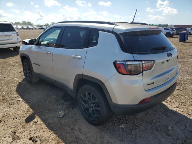 3C4NJDBN3ST530777 - 2025 JEEP COMPASS LATITUDE SILVER photo 2