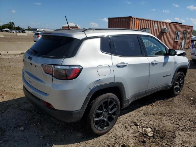 3C4NJDBN3ST530777 - 2025 JEEP COMPASS LATITUDE SILVER photo 3