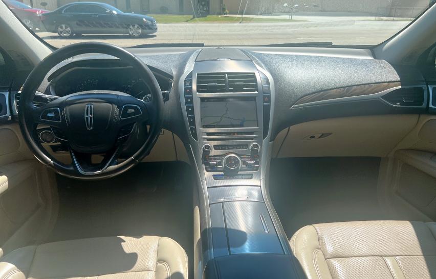 3LN6L5E9XJR613830 - 2018 LINCOLN MKZ RESERVE Белый фото 13