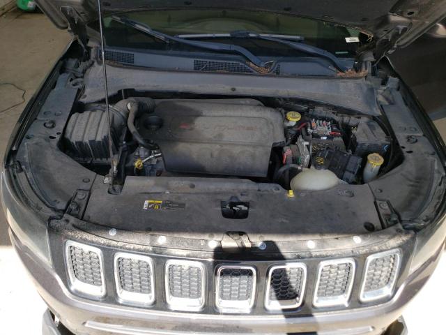 3C4NJDBB5HT680064 - 2017 JEEP COMPASS LATITUDE ნაცრისფერი ფოტო 12