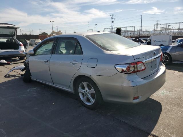 2T1BU4EE4DC106259 - 2013 TOYOTA COROLLA BASE Argent photo 2