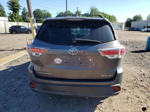 5TDJKRFH4FS169461 - 2015 TOYOTA HIGHLANDER XLE ნაცრისფერი ფოტო 6