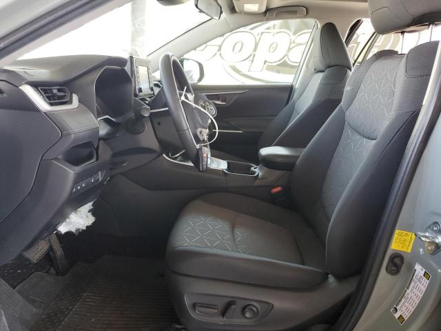 2T3W1RFVXMW146843 - 2021 TOYOTA RAV4 XLE SILVER photo 7
