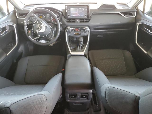 2T3W1RFVXMW146843 - 2021 TOYOTA RAV4 XLE SILVER photo 8