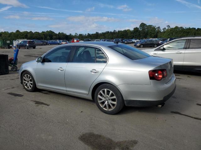 3VWRX7AJ1AM062053 - 2010 VOLKSWAGEN JETTA SE SILVER photo 2