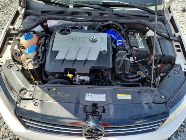 3VWLL7AJXEM382544 - 2014 VOLKSWAGEN JETTA TDI WHITE photo 11