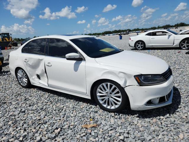 3VWLL7AJXEM382544 - 2014 VOLKSWAGEN JETTA TDI WHITE photo 4