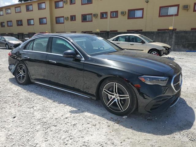 W1KLF6BB4RA022111 - 2024 MERCEDES-BENZ E 450 4MATIC BLACK photo 4