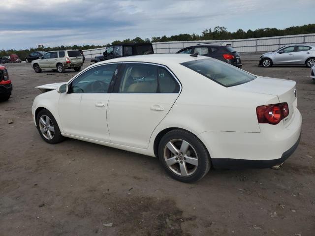 3VWRM71K28M166630 - 2008 VOLKSWAGEN JETTA SE WHITE photo 2