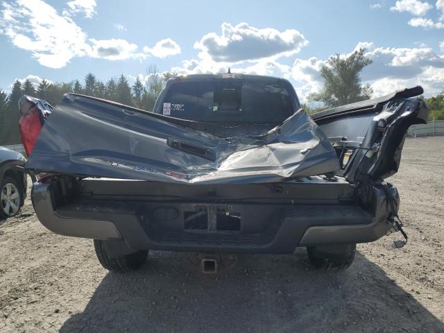 3TMDZ5BN9JM045644 - 2018 TOYOTA TACOMA DOUBLE CAB Gris photo 6