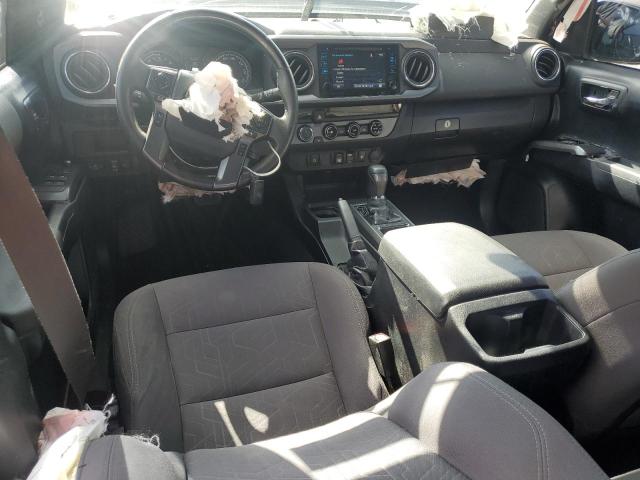 3TMDZ5BN9JM045644 - 2018 TOYOTA TACOMA DOUBLE CAB Gris photo 8