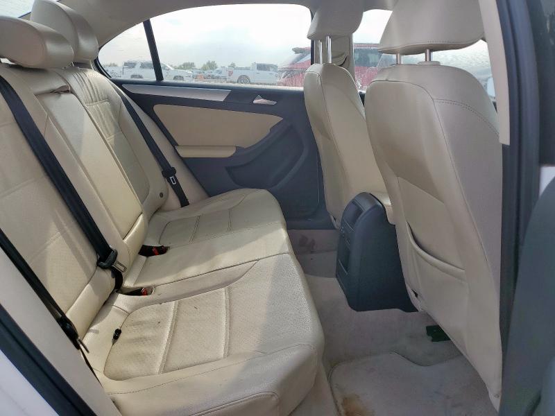 3VWDX7AJ4DM370297 - 2013 VOLKSWAGEN JETTA SE WHITE photo 10