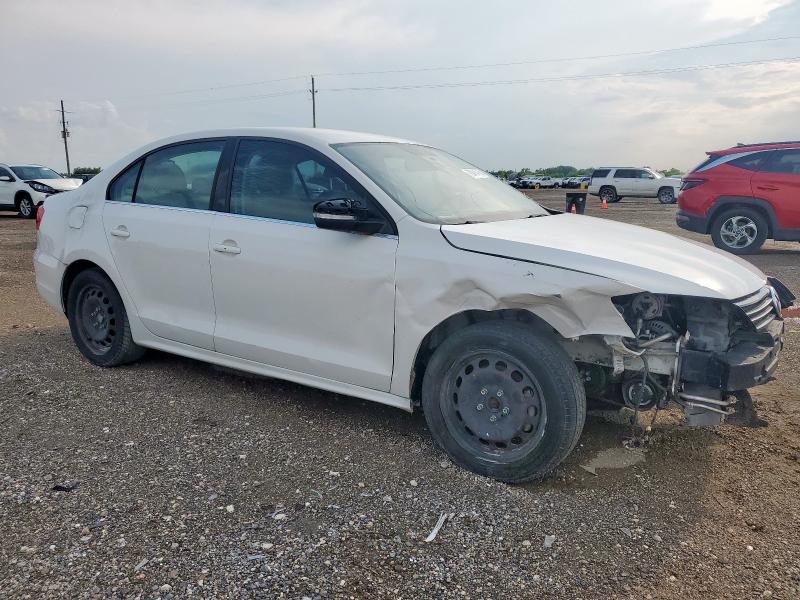 3VWDX7AJ4DM370297 - 2013 VOLKSWAGEN JETTA SE WHITE photo 4