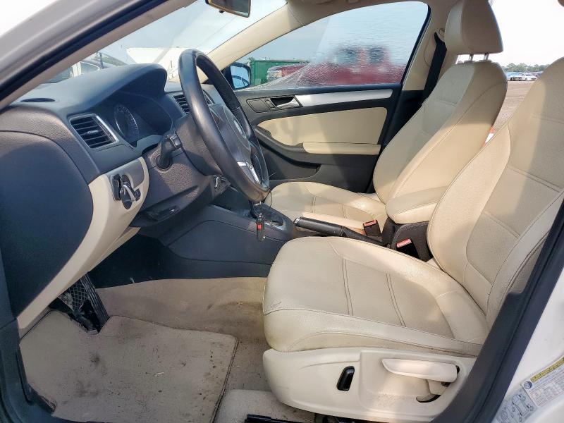 3VWDX7AJ4DM370297 - 2013 VOLKSWAGEN JETTA SE WHITE photo 7
