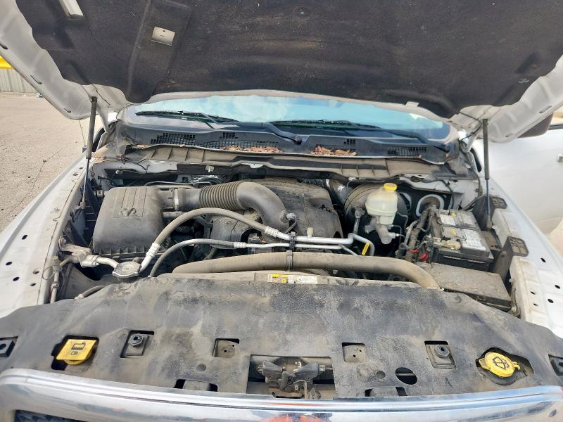 1C6RR6GTXGS240372 - 2016 RAM 1500 SLT 白色 照片 11