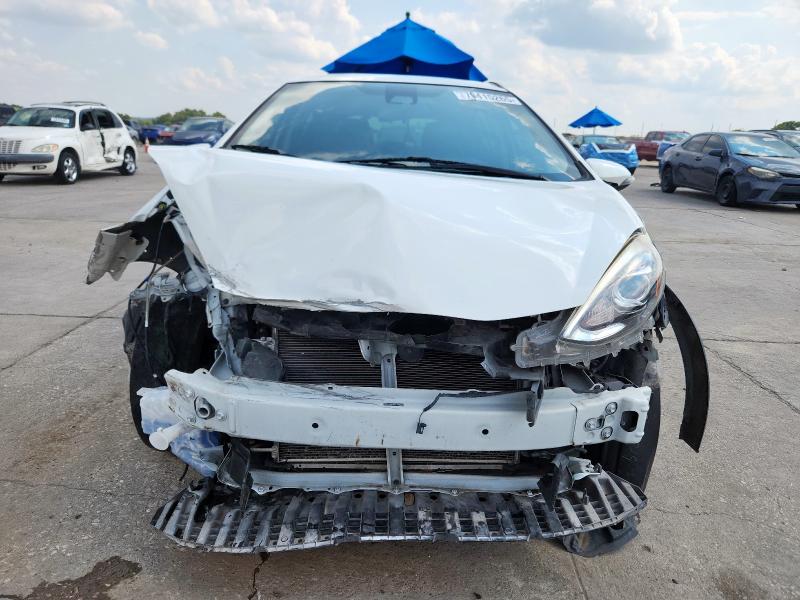 JTDKDTB33J1608208 - 2018 TOYOTA PRIUS C თეთრი ფოტო 5