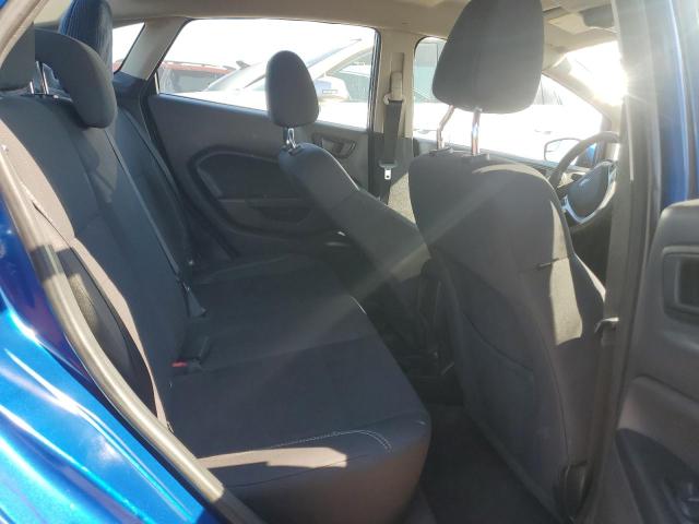 3FADP4BJ2JM138685 - 2018 FORD FIESTA SE ლურჯი ფოტო 10