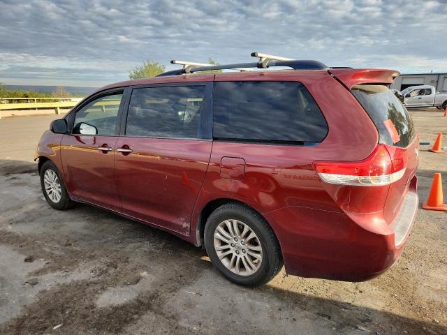 5TDYK3DC2DS378620 - 2013 TOYOTA SIENNA XLE BURGUNDY photo 2