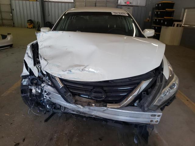 1N4AL3AP2JC205544 - 2018 NISSAN ALTIMA 2.5 WHITE photo 5