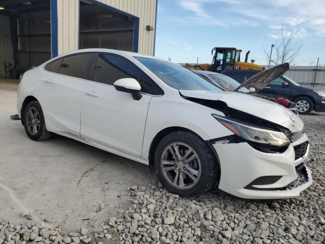 1G1BE5SM3J7134199 - 2018 CHEVROLET CRUZE LT WHITE photo 4