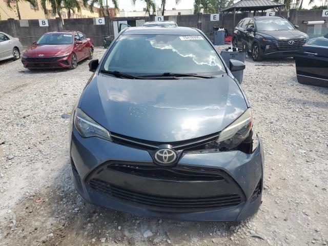 2T1BURHE8HC963053 - 2017 TOYOTA COROLLA L GRAY photo 5