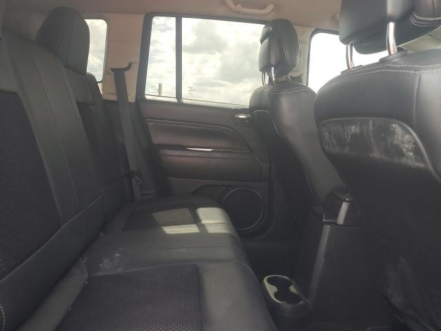 1C4NJDEB2ED892045 - 2014 JEEP COMPASS LATITUDE GRAY photo 11