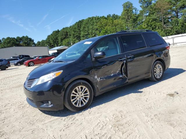 2016 TOYOTA SIENNA XLE, 
