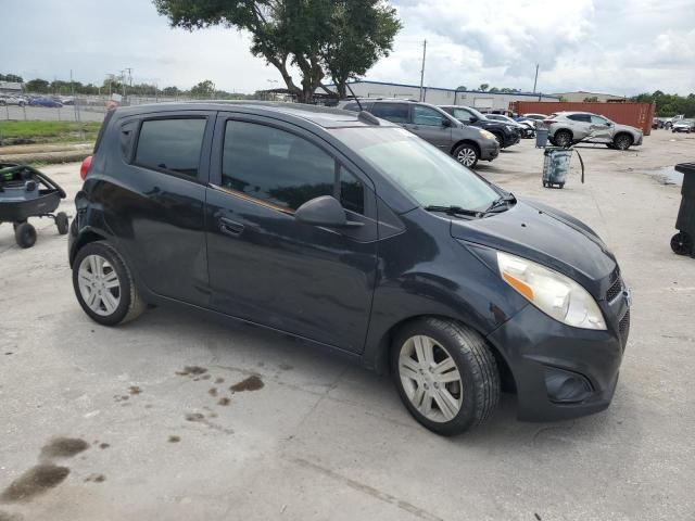 KL8CD6S94FC712639 - 2015 CHEVROLET SPARK 1LT BLACK photo 4