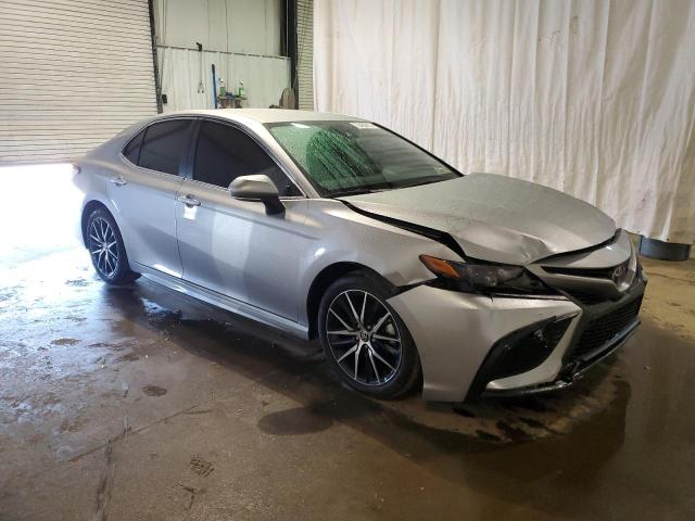 4T1G11AKXPU725573 - 2023 TOYOTA CAMRY SE NIGHT SHADE GRAY photo 4