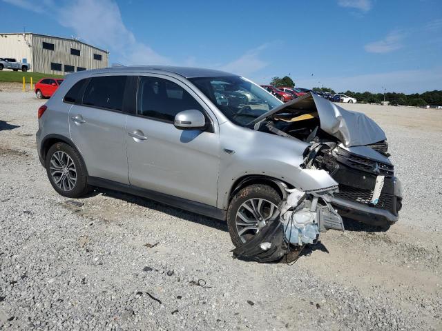 JA4AP3AU3KU034300 - 2019 MITSUBISHI OUTLANDER SPORT ES Gümüş fotoğraf 4