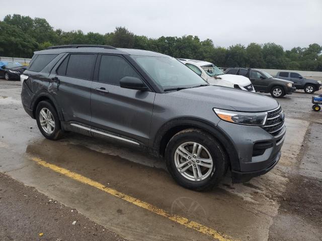 1FMSK8DH0NGB61489 - 2022 FORD EXPLORER XLT GRAY photo 4