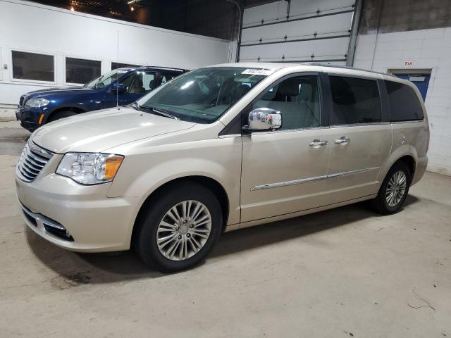 2C4RC1CG2FR698400 - 2015 CHRYSLER TOWN & COU TOURING L GOLD photo 1