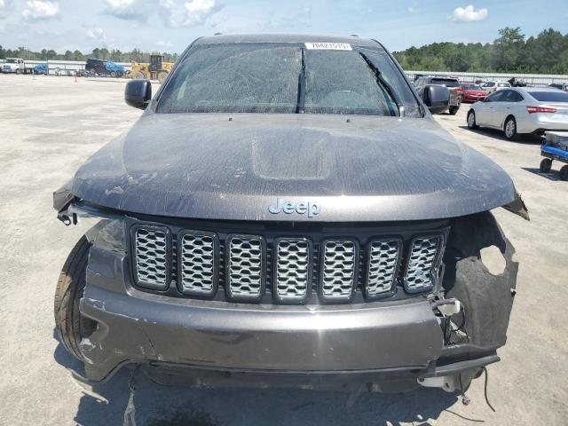 1C4RJFAG6JC189529 - 2018 JEEP GRAND CHER LAREDO ნაცრისფერი ფოტო 5