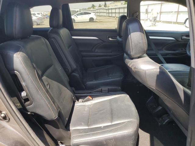 5TDJKRFH2GS318029 - 2016 TOYOTA HIGHLANDER XLE Gris photo 11