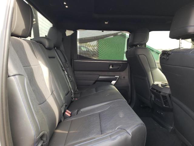 5TFNA5DB5PX085463 - 2023 TOYOTA TUNDRA CREWMAX PLATINUM Silber Foto 10