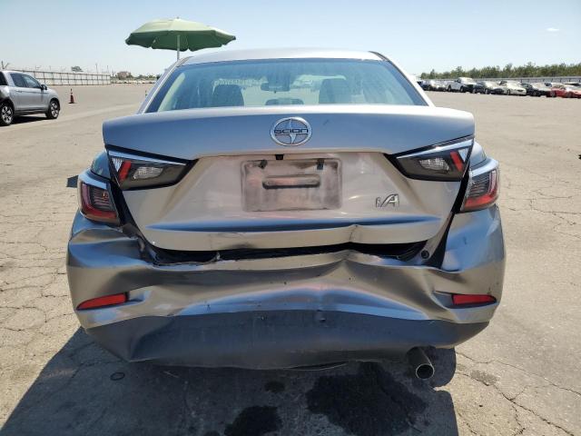 3MYDLBZV1GY117087 - 2016 TOYOTA SCION IA SILVER photo 6