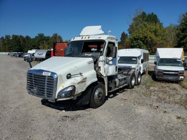 1FUJGEBG1CLBV7395 - 2012 FREIGHTLINER CASCADIA 1 WHITE photo 9