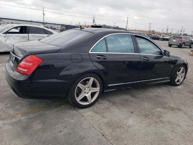 WDDNG9FB2BA385532 - 2011 MERCEDES-BENZ S 400 BLACK photo 3