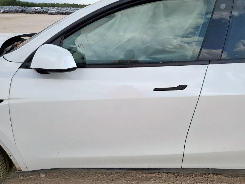 7SAYGDEE7PA094304 - 2023 TESLA MODEL Y 白色 照片 7