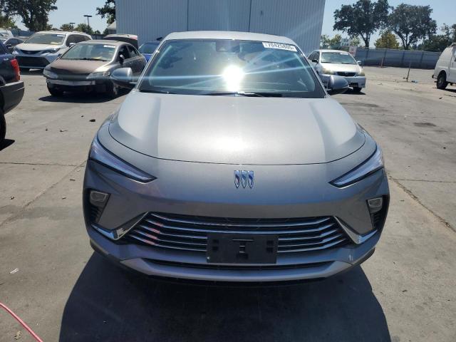 KL47LAE22RB167641 - 2024 BUICK ENVISTA PREFERRED SILVER photo 5