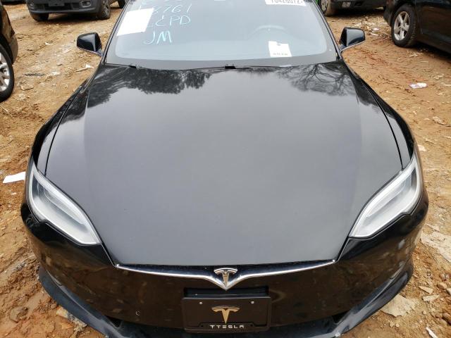 5YJSA1E23JF268761 - 2018 TESLA MODEL S შავი ფოტო 11